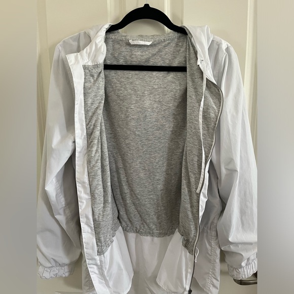 GAP Body Women’s White Lined Windbreaker with Hood; Size Medium. - Picture 5 of 9